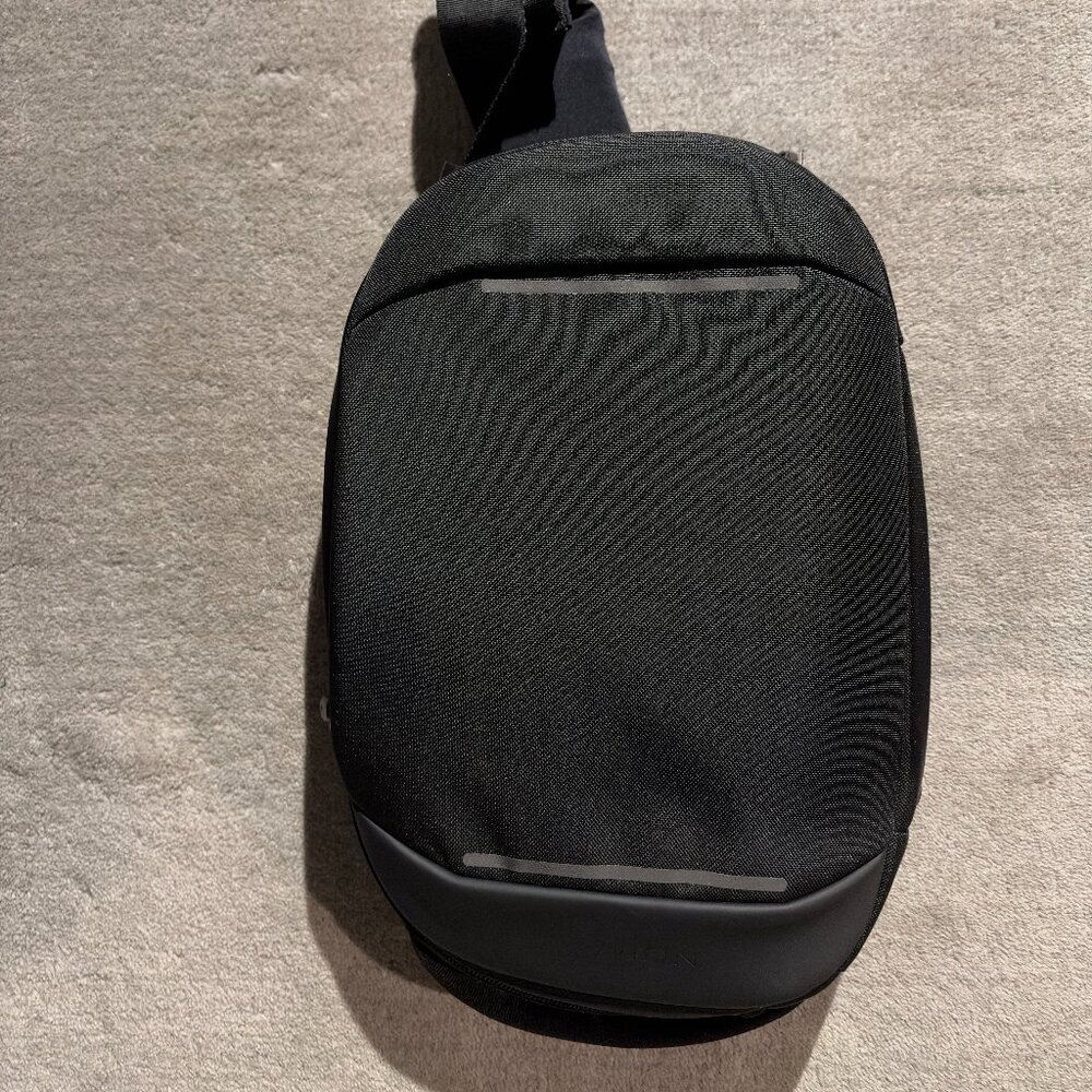 Nomatic Navigator Sling 6L